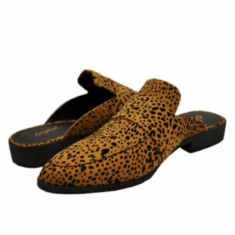Qupid Tuxedo Leopard Loafers